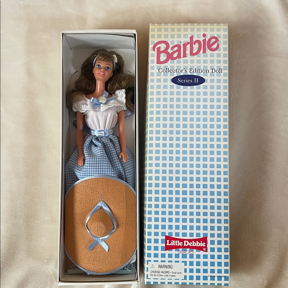 - NRFB.  Vintage Little Debbie Barbie Doll Series II 🍿🥨